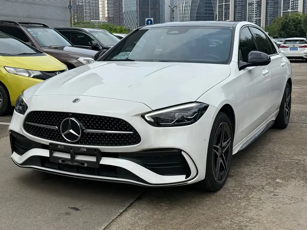 Mercedes-Benz C-Class — фото 1