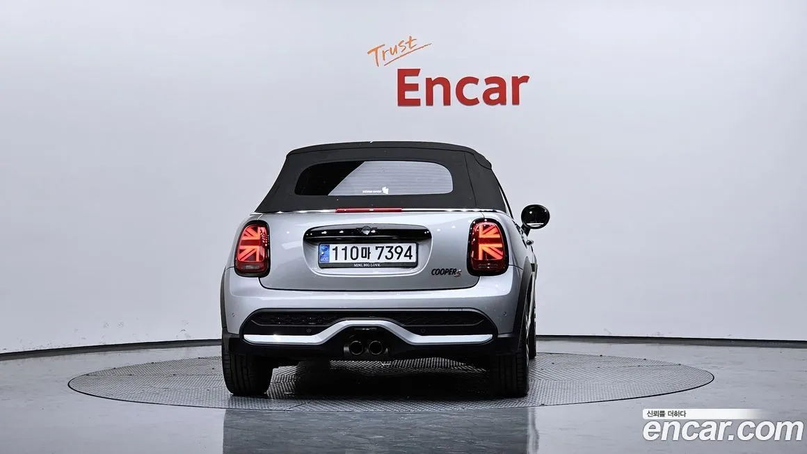 Mini Cooper Convertible — фото 3