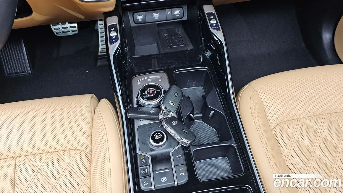 Kia Sorento — фото 9