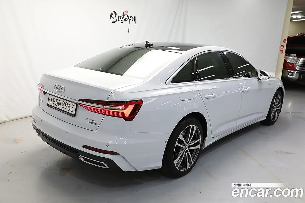 Audi A6 — фото 7