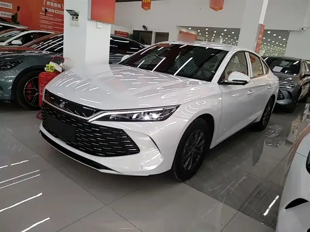 BYD Qin L — фото 1