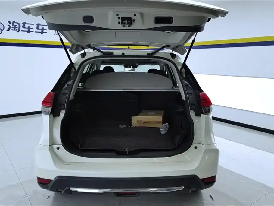 Nissan X-Trail 2021 из CN, фото 5