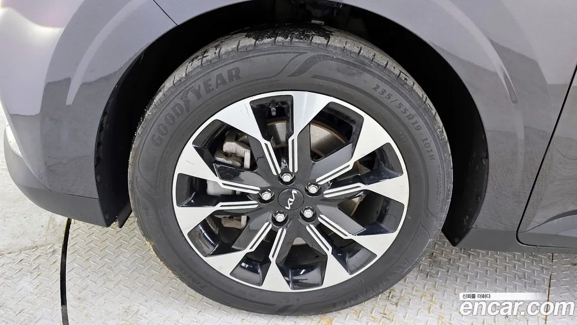 Kia Carnival 2023 из KR, фото 5