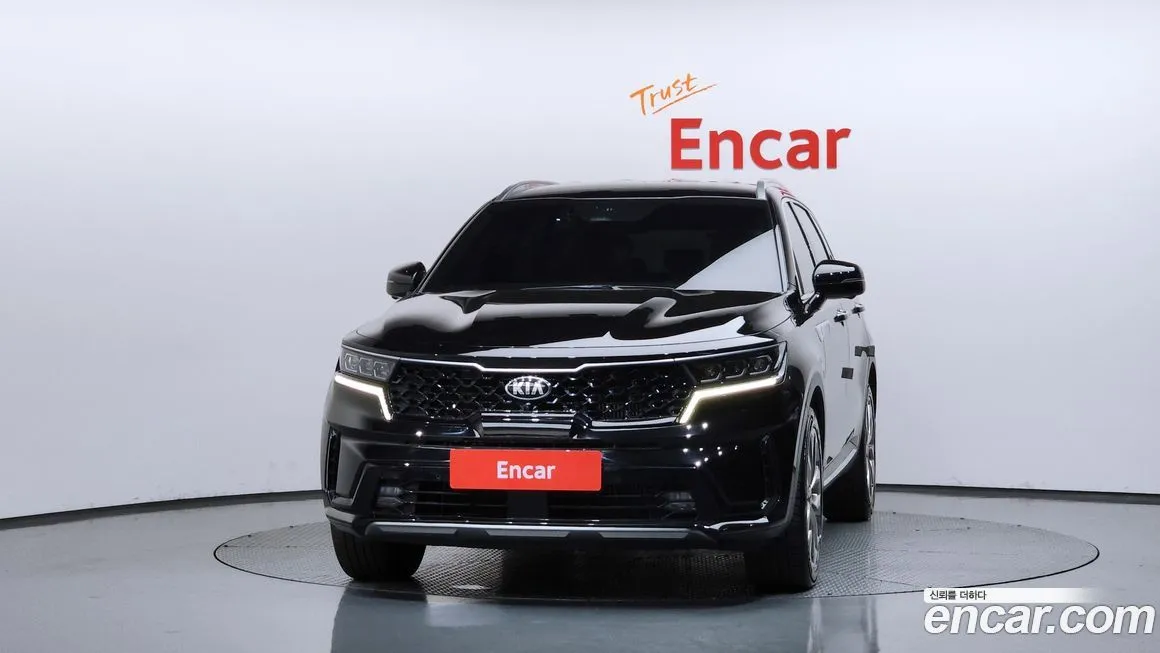 Kia Sorento — фото 10