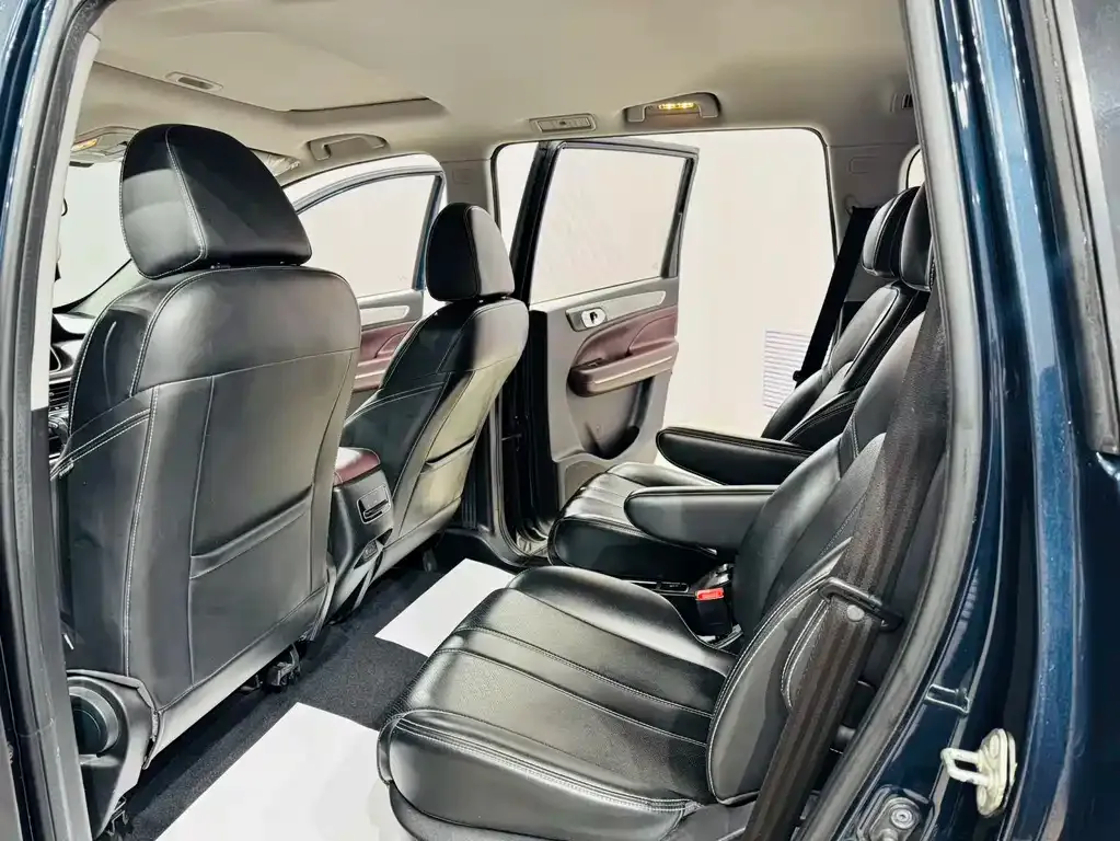GAC Motor Trumpchi M6 — фото 2