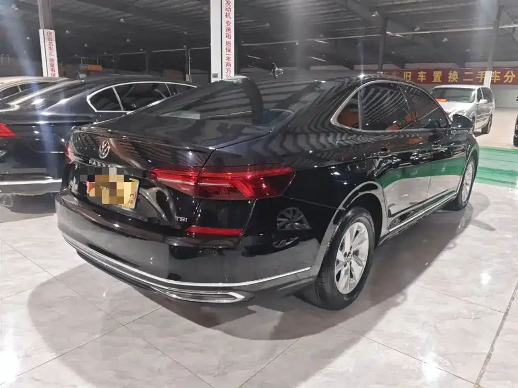 Volkswagen Passat — фото 4