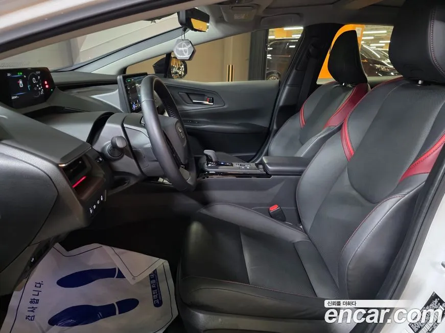 Toyota Prius 2024 из KR, фото 8