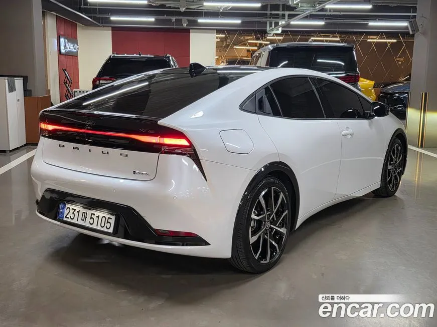 Toyota Prius 2024 из KR, фото 4