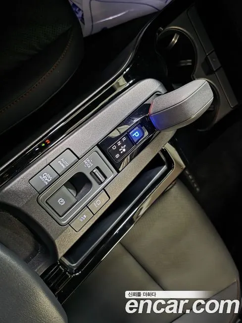 Toyota Prius 2024 из KR, фото 3