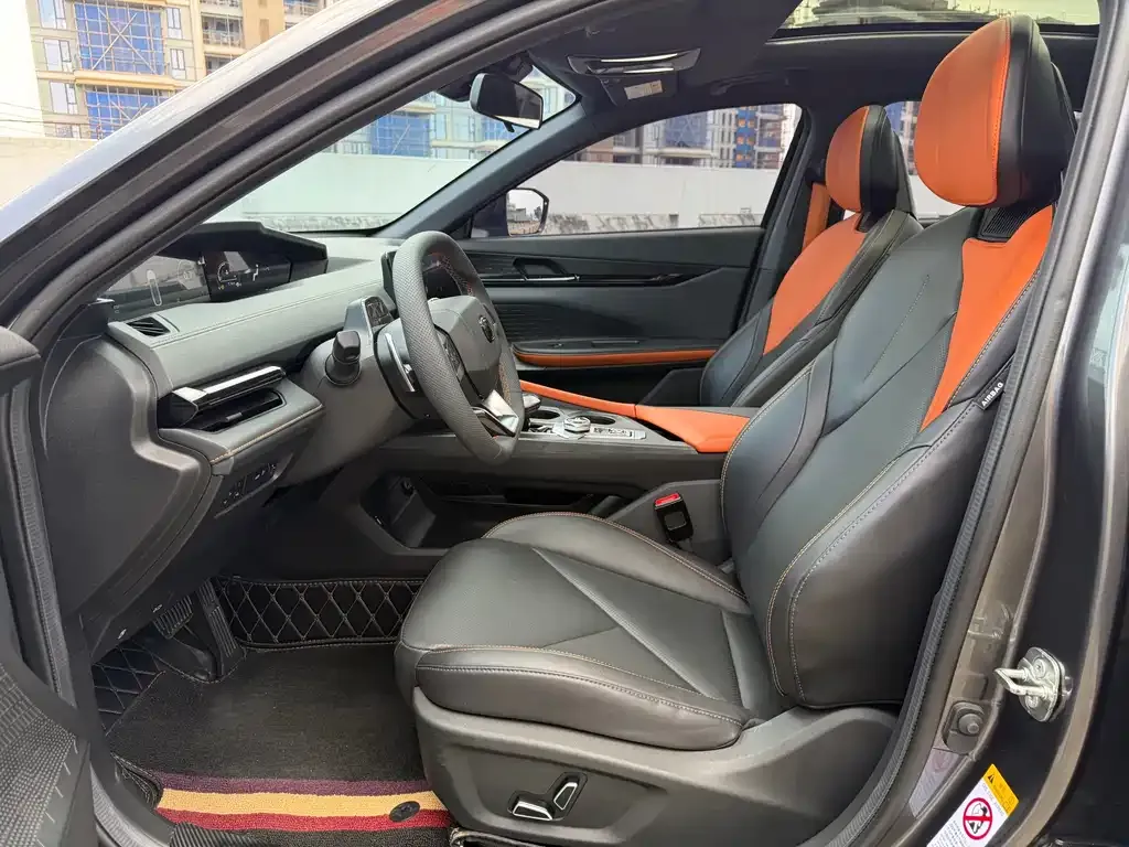 Changan UNI-V 2023 из CN, фото 2