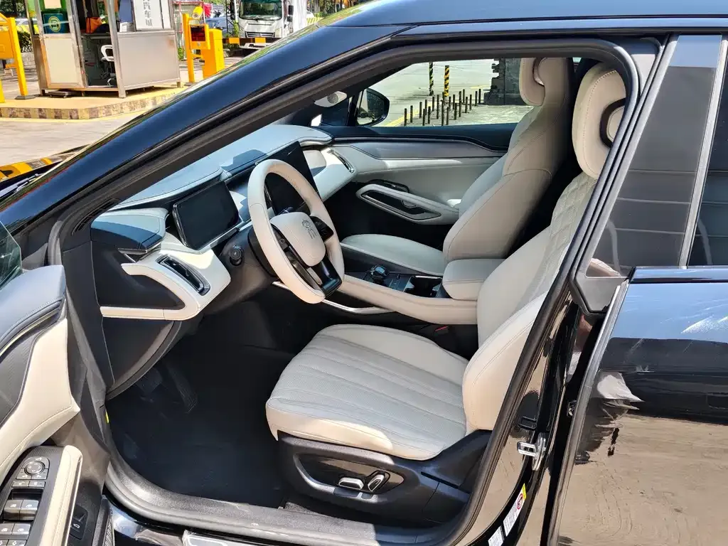 BYD L EV 2024 из CN, фото 5