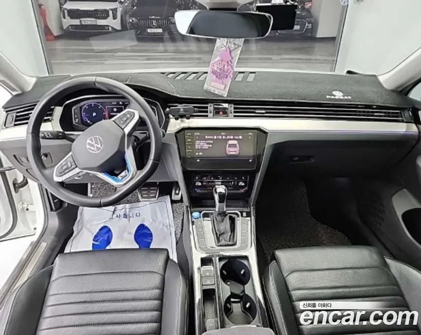 Volkswagen Passat — фото 10