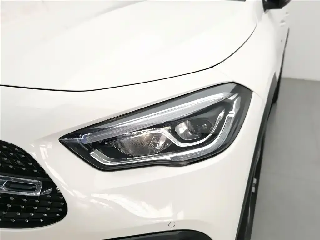 Mercedes-Benz GLA — фото 3