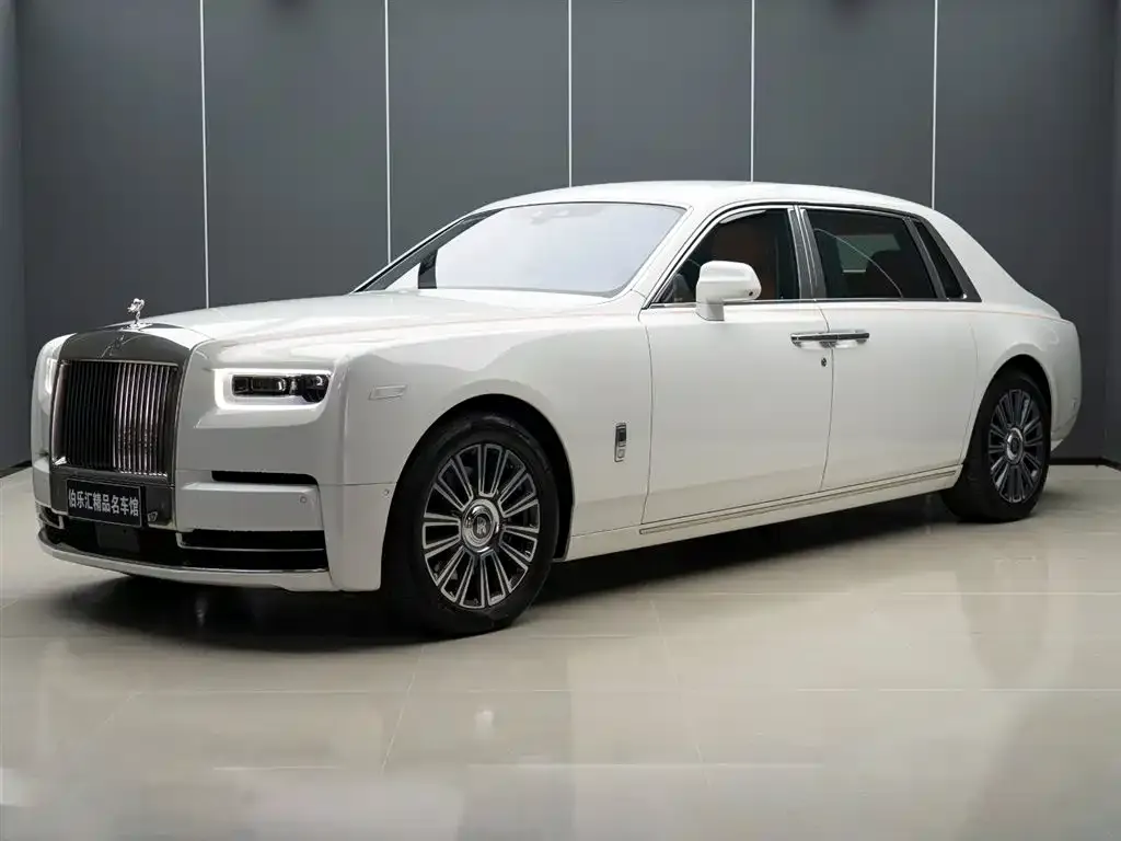 Rolls-Royce Phantom 2022 из CN, фото 3