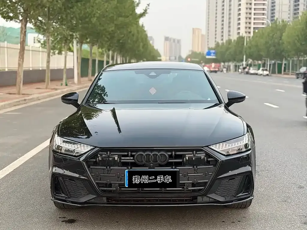 Audi A7L — фото 7