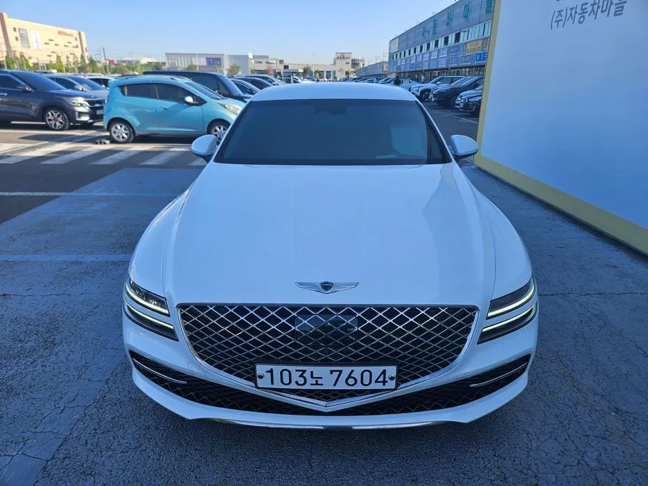 Genesis G80 — фото 1