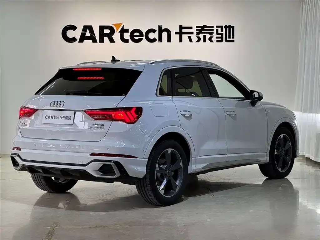 Audi Q3 — фото 5