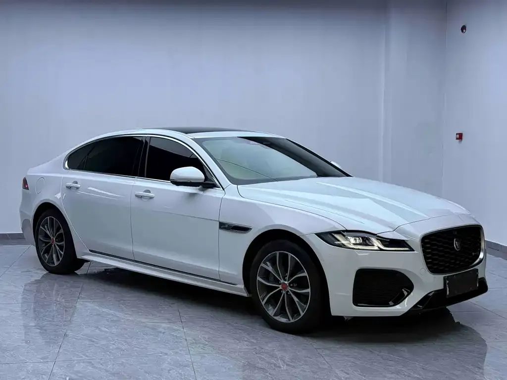 Jaguar XFL — фото 4