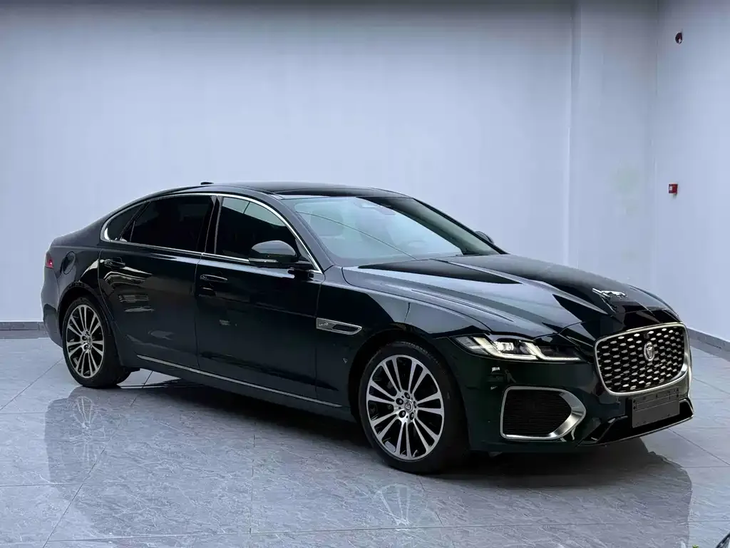 Jaguar XFL — фото 4