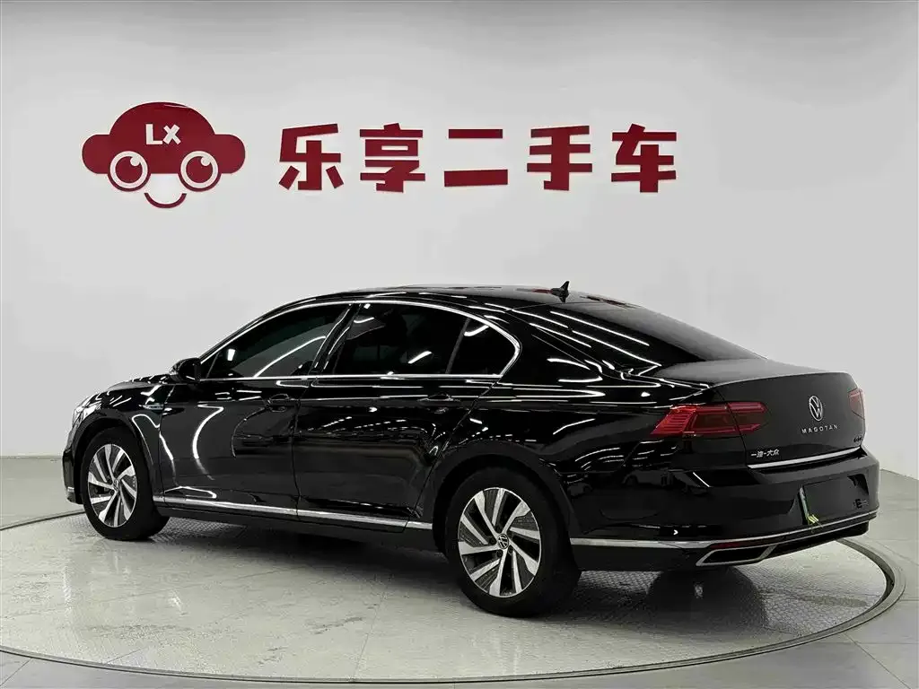 Volkswagen Magotan GTE PHEV 2022 из CN, фото 9