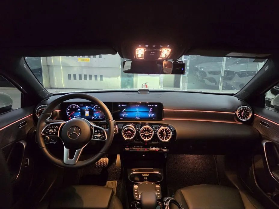Mercedes-Benz A-Class — фото 10
