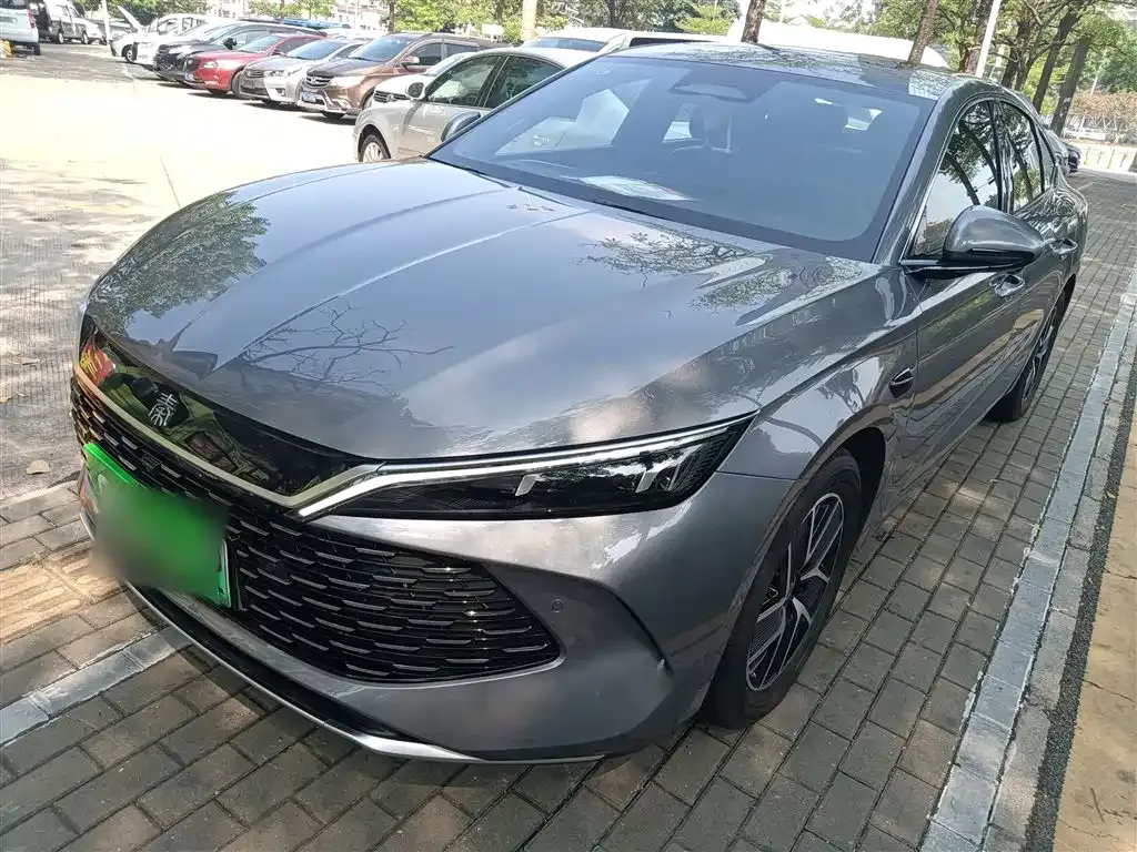 BYD Qin L — фото 1