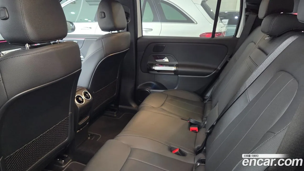 Mercedes-Benz EQB 2025 из KR, фото 9
