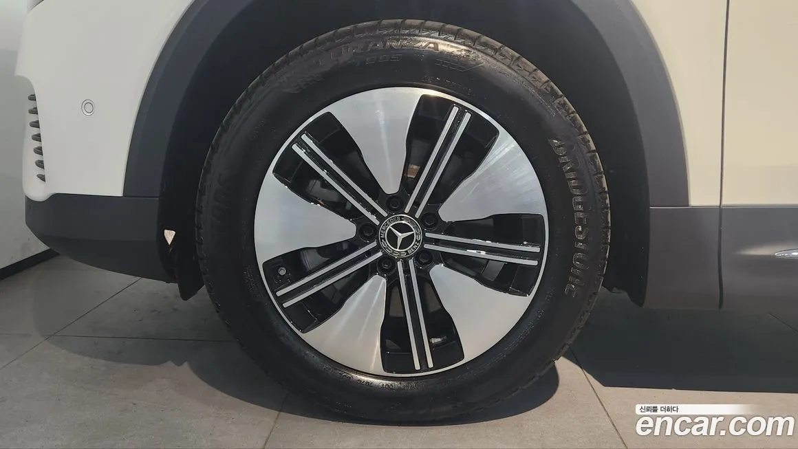 Mercedes-Benz EQB 2025 из KR, фото 5