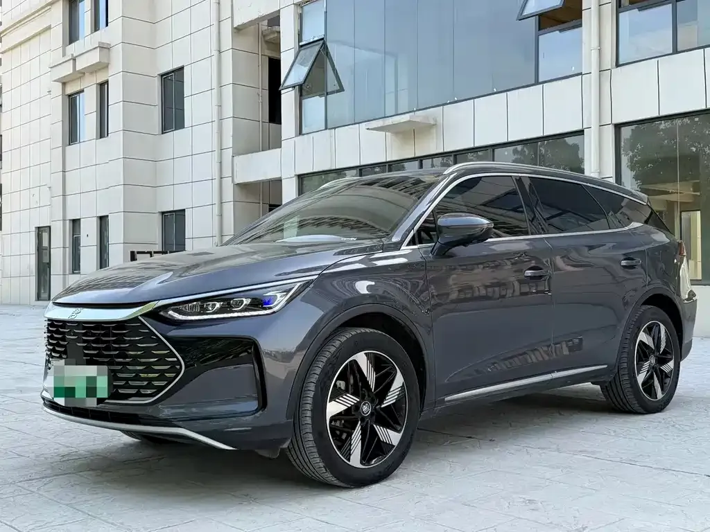 BYD Tang New Energy — фото 1