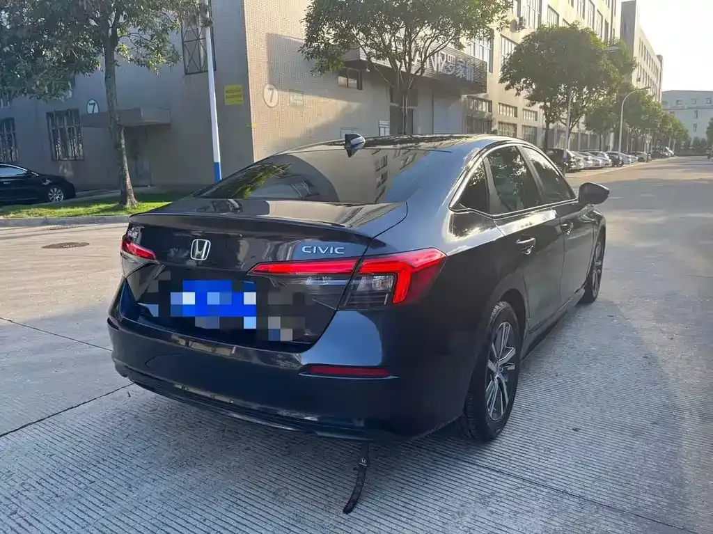 Honda Civic — фото 6