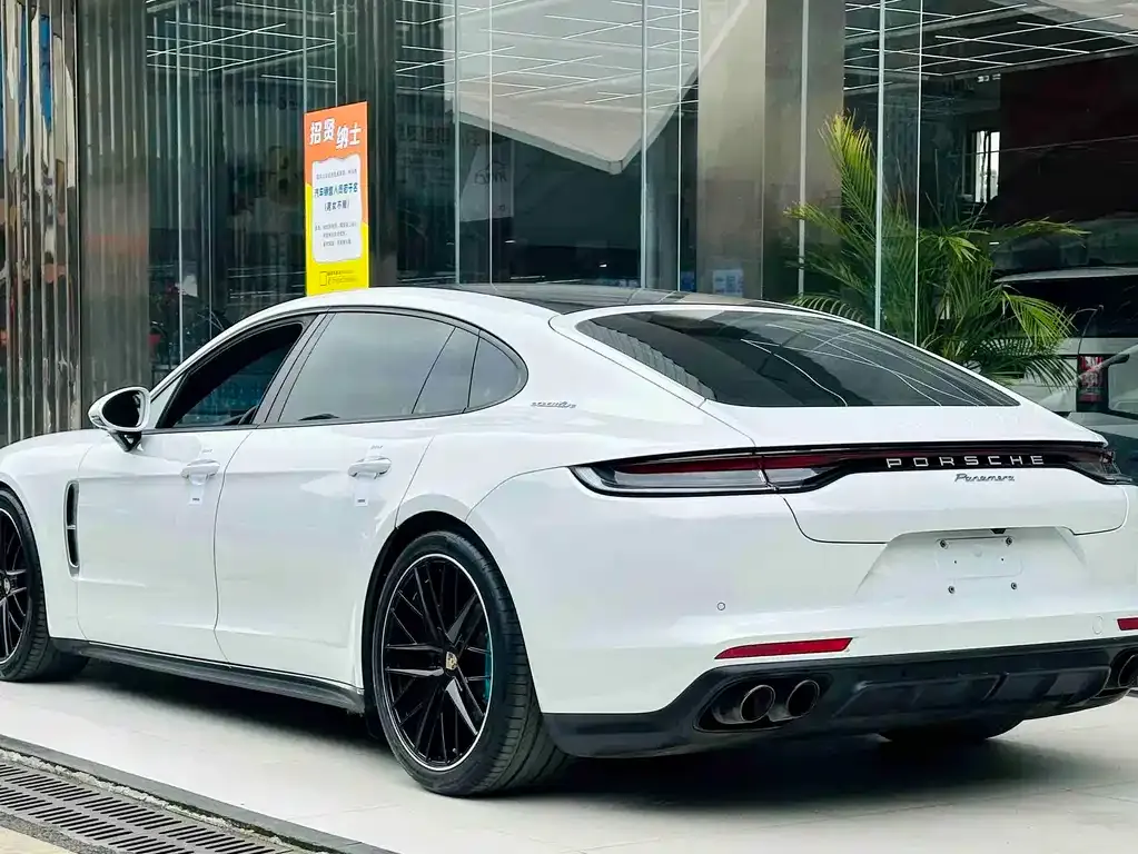 Porsche Panamera — фото 2