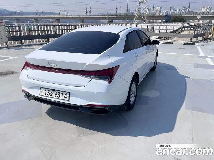 Hyundai AVANTE — фото 10