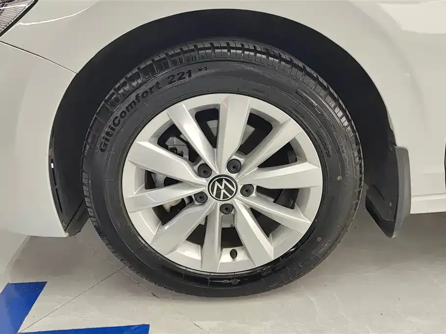 Volkswagen Bora 2021 из CN, фото 2