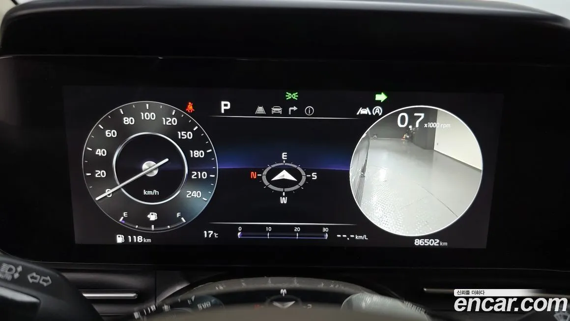 Kia Carnival — фото 10