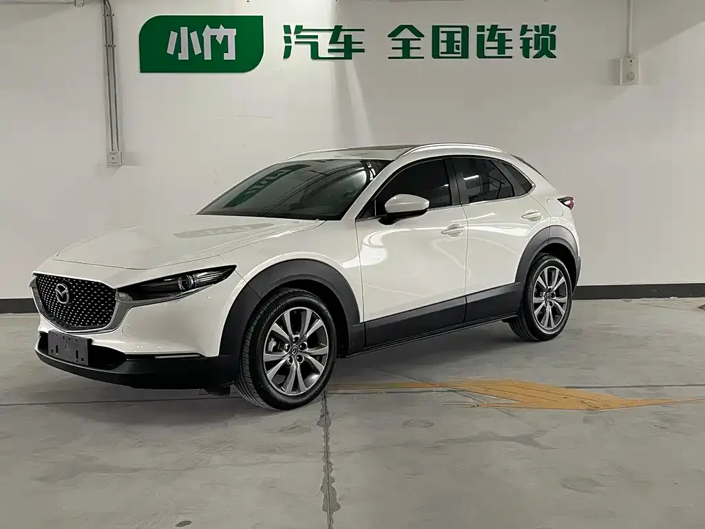 Mazda CX-30 — фото 1