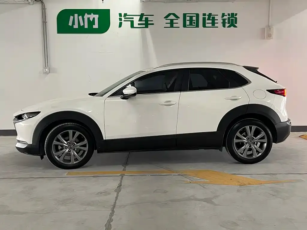 Mazda CX-30 — фото 10