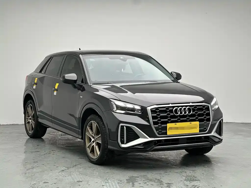 Audi Q2L — фото 4