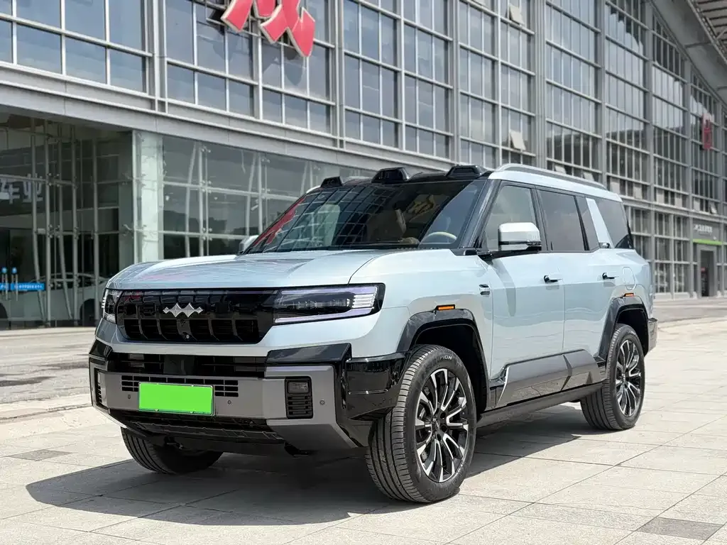 Fang Cheng Bao Leopard 8