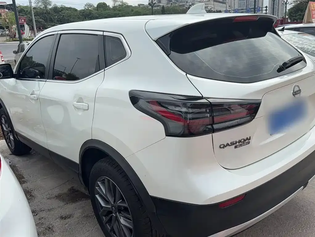 Nissan Qashqai — фото 6