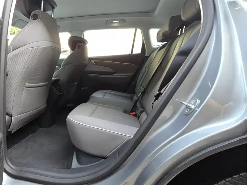 Buick E5 2023 из CN, фото 3