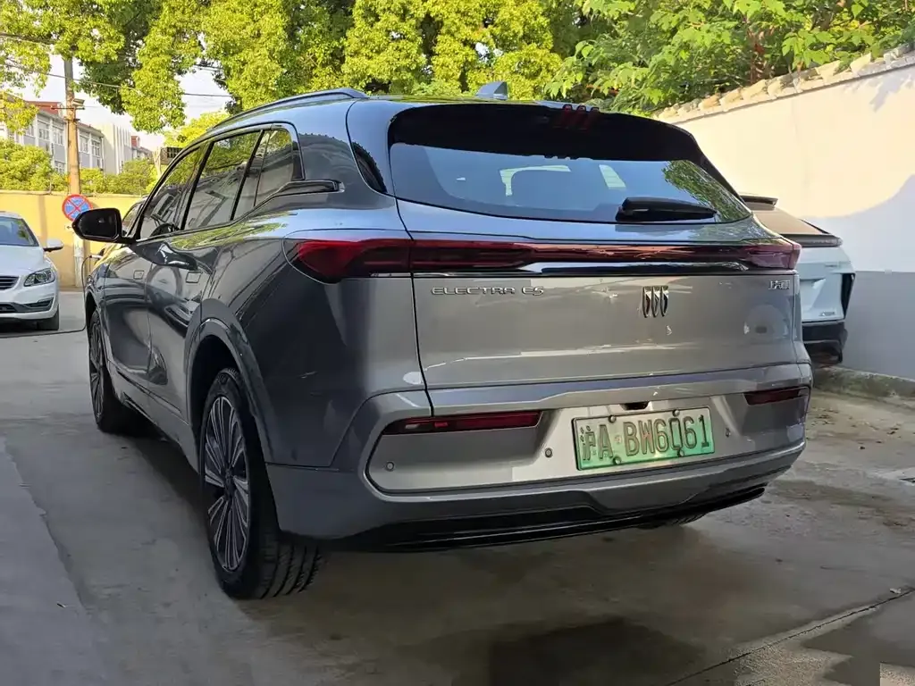 Buick E5 2023 из CN, фото 10