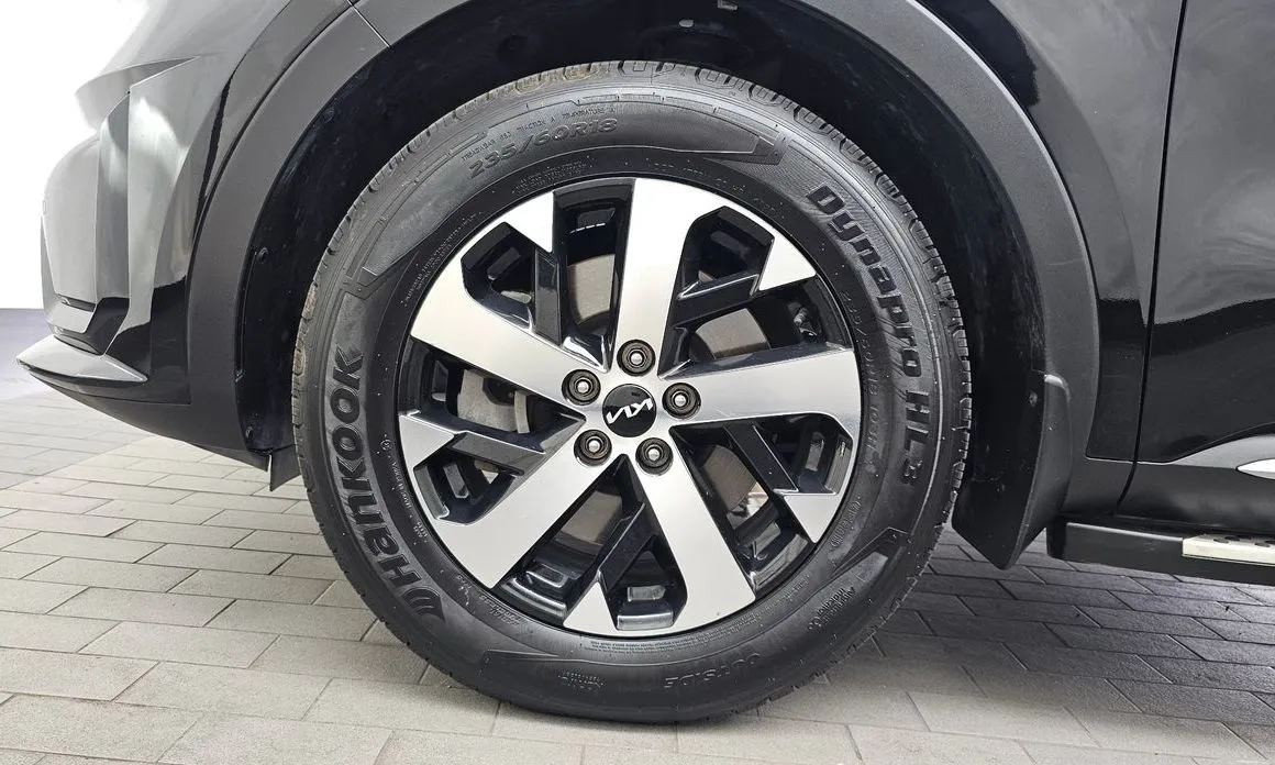Kia Sorento — фото 5