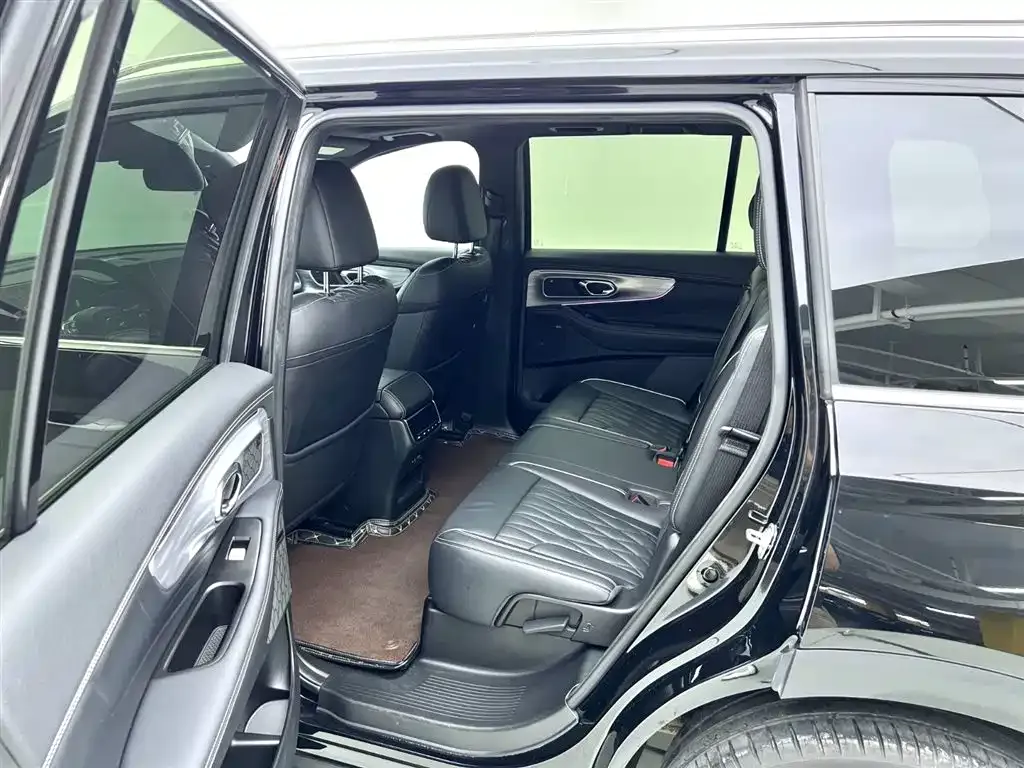 GAC Motor Trumpchi GS8 — фото 8