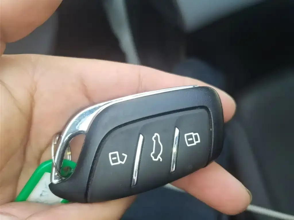 Roewe D6 2025 из CN, фото 8