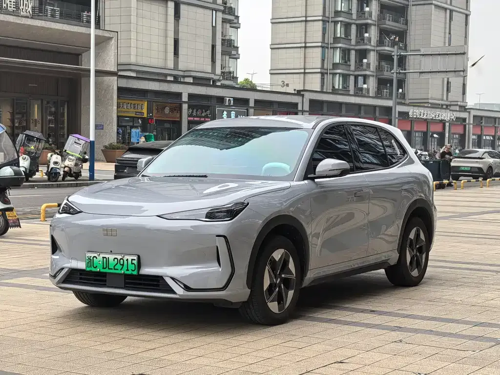 Geely Galaxy E5