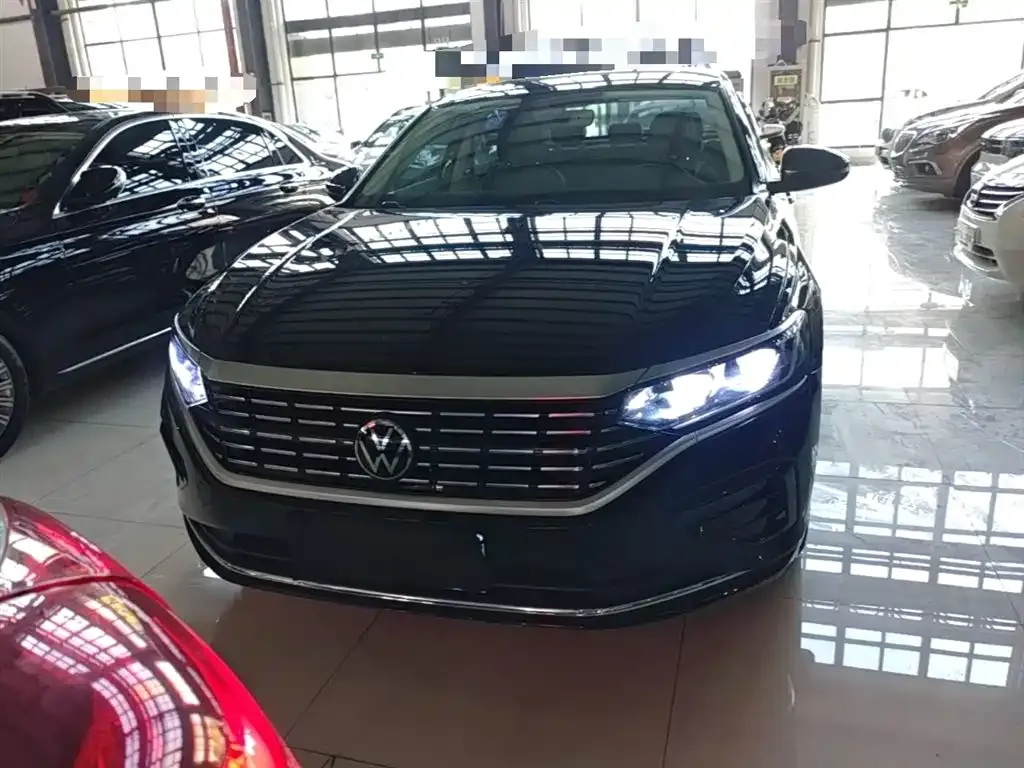 Volkswagen Passat — фото 7