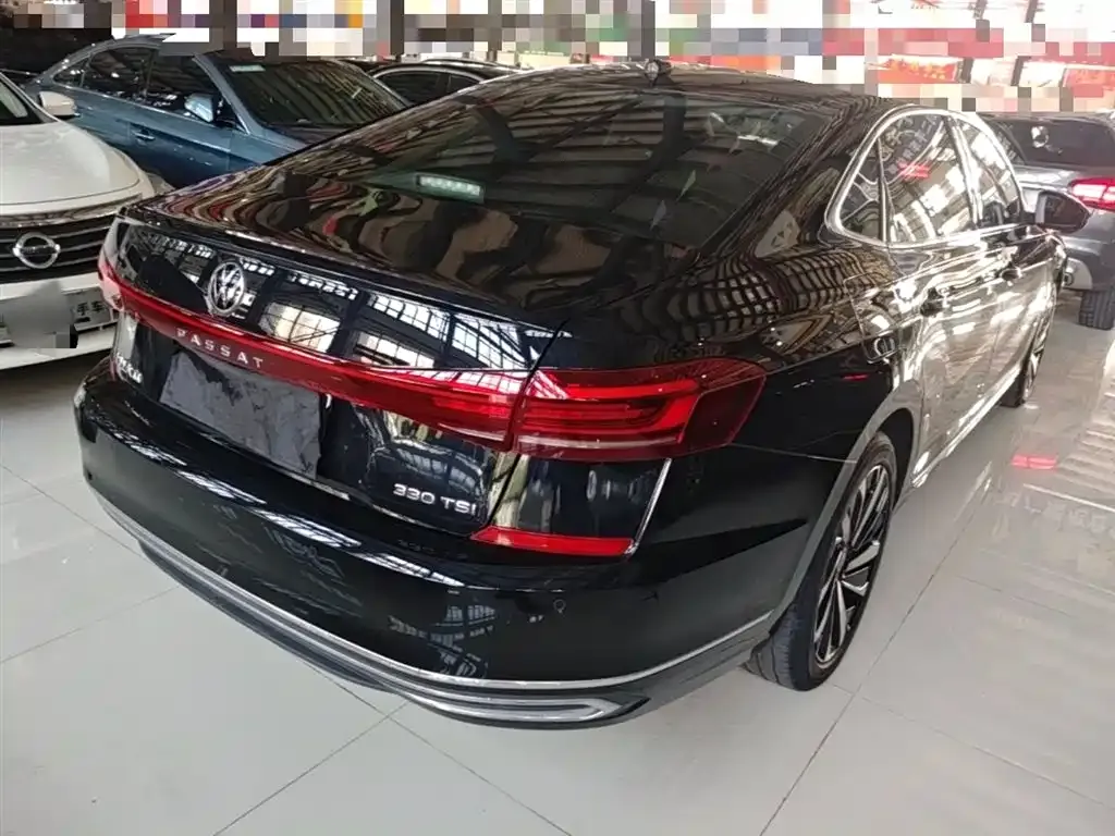 Volkswagen Passat — фото 9