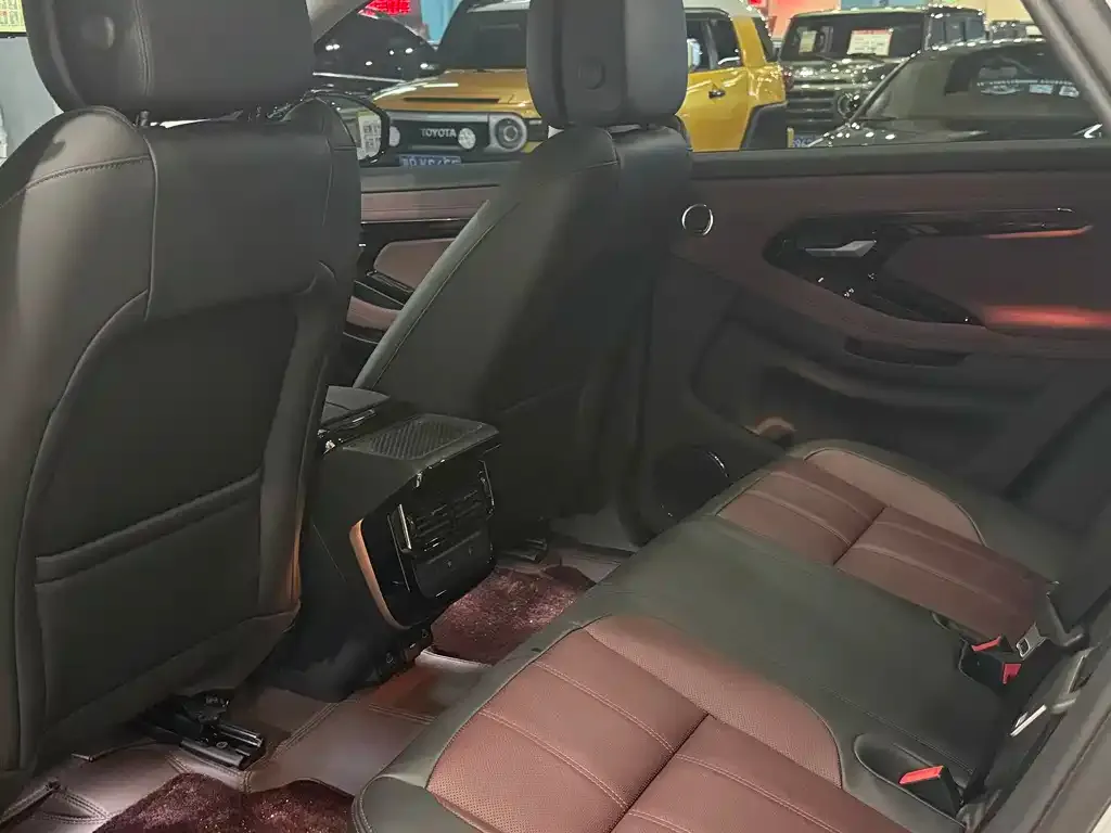Land Rover Evoque — фото 2