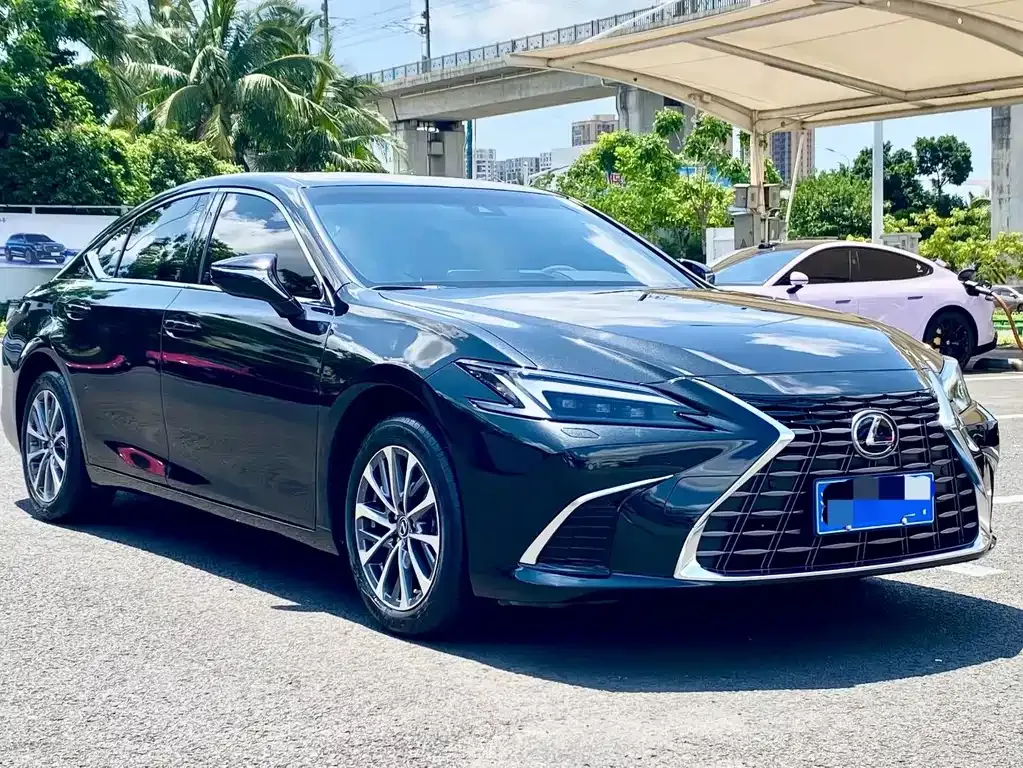 Lexus ES — фото 7