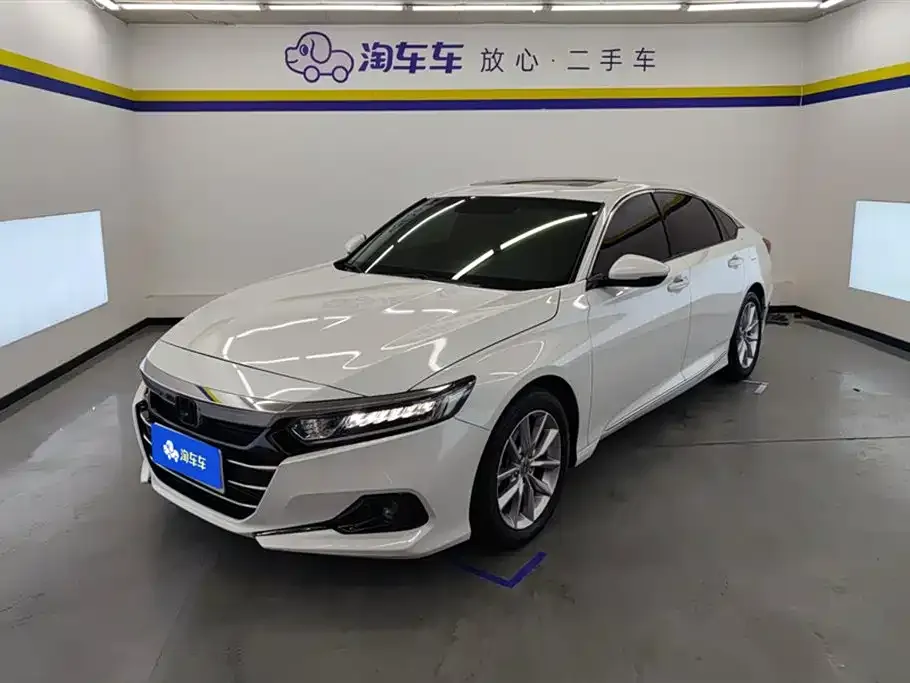 Honda Accord — фото 1